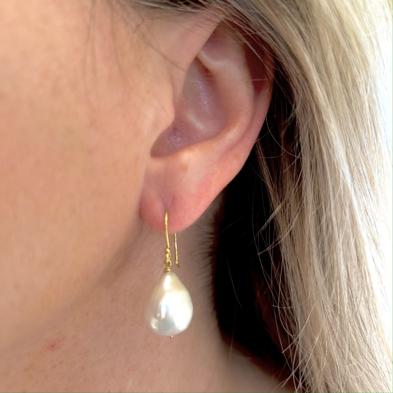 18K Yellow Gold Baroque South Sea Pearl Drop Earrings