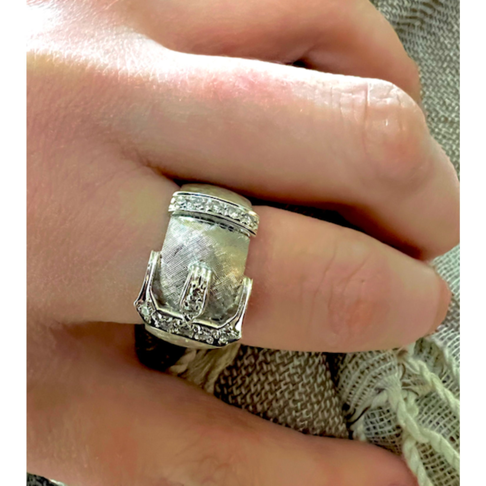 14K Gold Diamond Florentine Buckle Ring Size