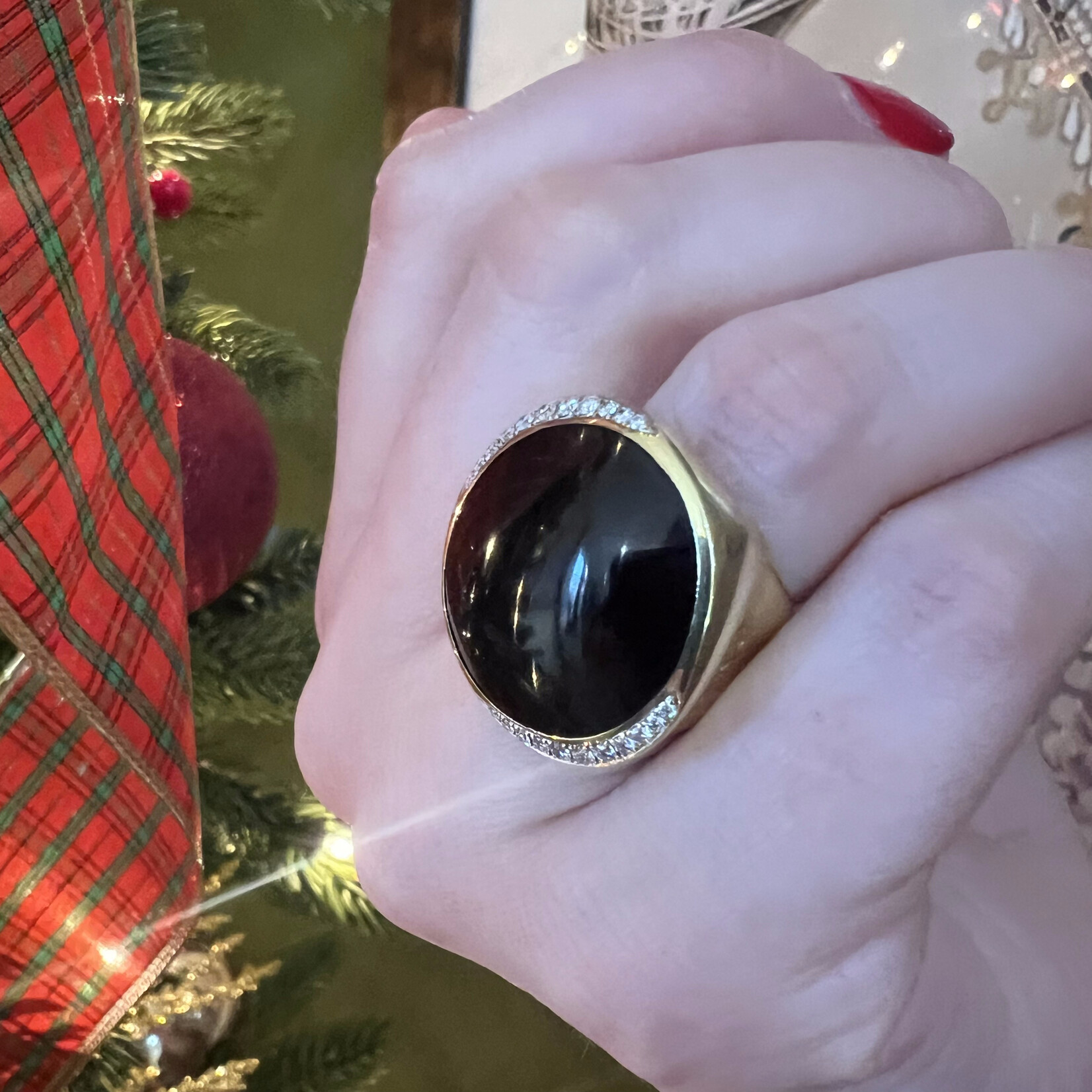 18K Yellow Gold Onyx & Diamond Bombay Ring