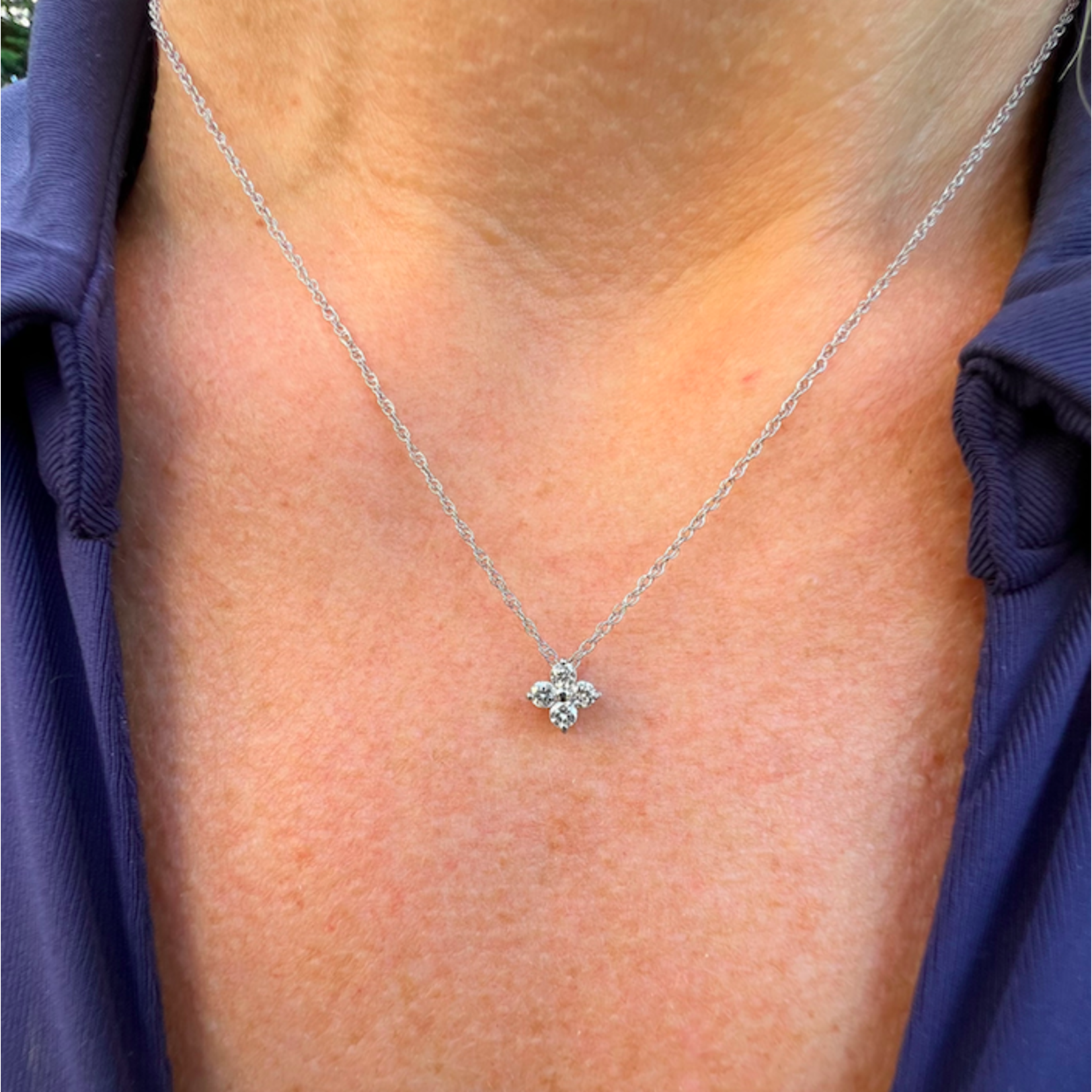 14K White Gold Diamond Flower Cluster Pendant
