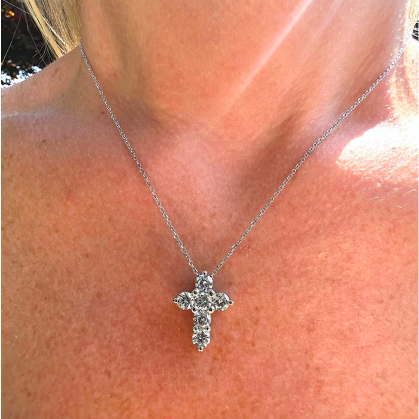 14K White Gold 1 3/4 Carat Six Diamond Cross