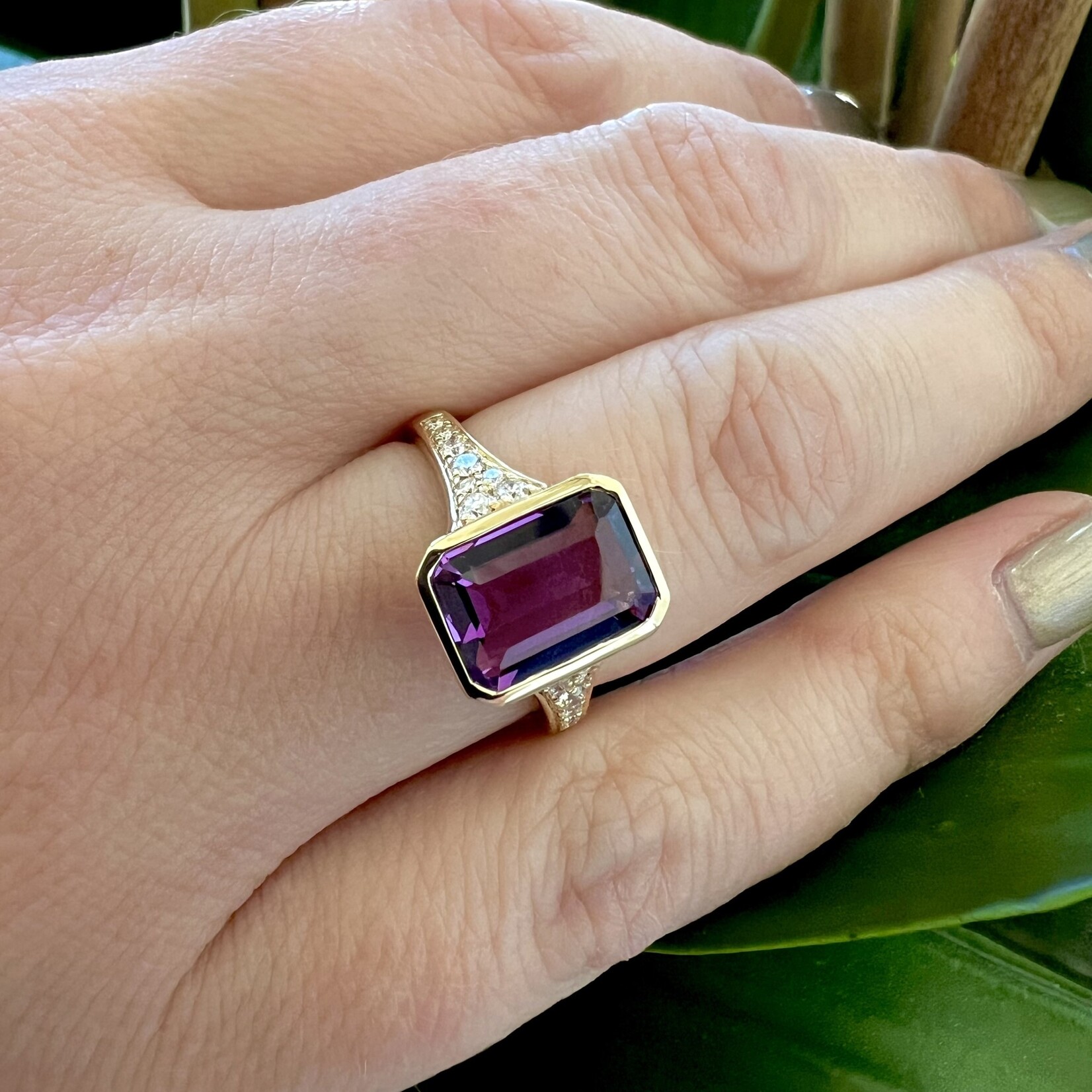 14K Yellow Gold Amethyst & Diamond Ring
