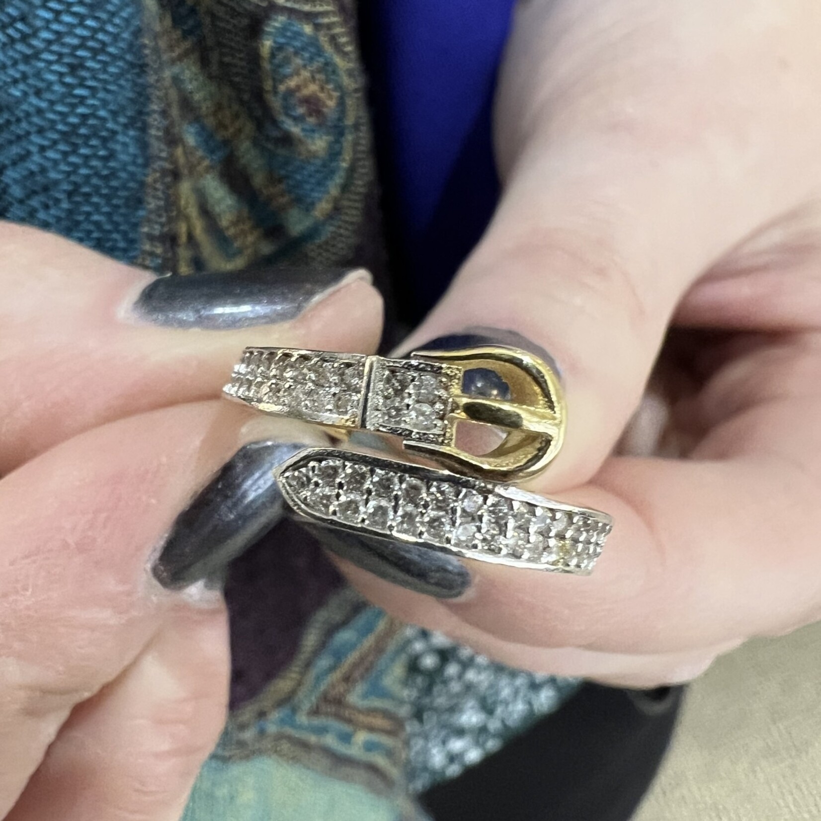 14K Yellow Gold Diamond Buckle Ring 0.28 carats