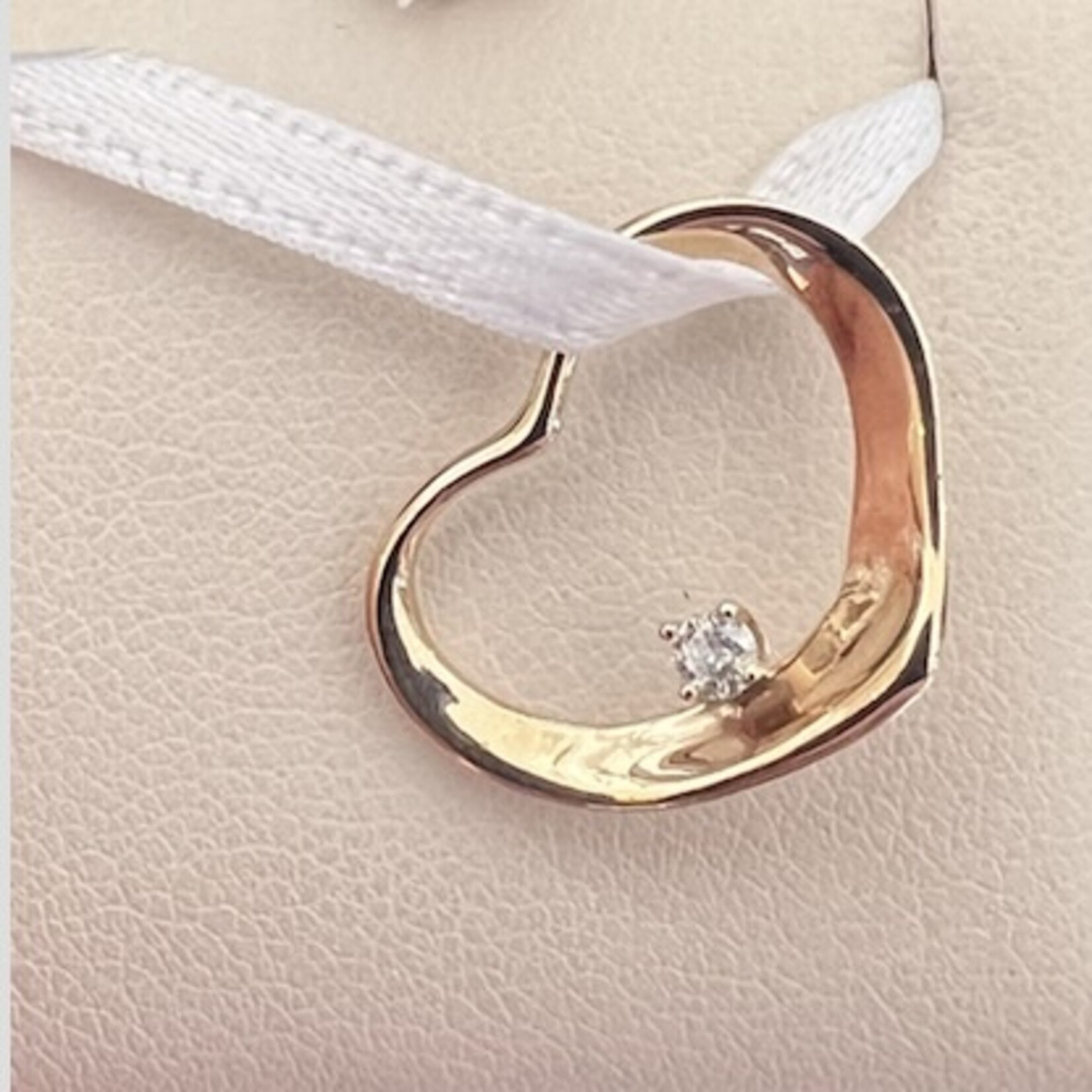 14K Yellow Gold Diamond Heart Pendant