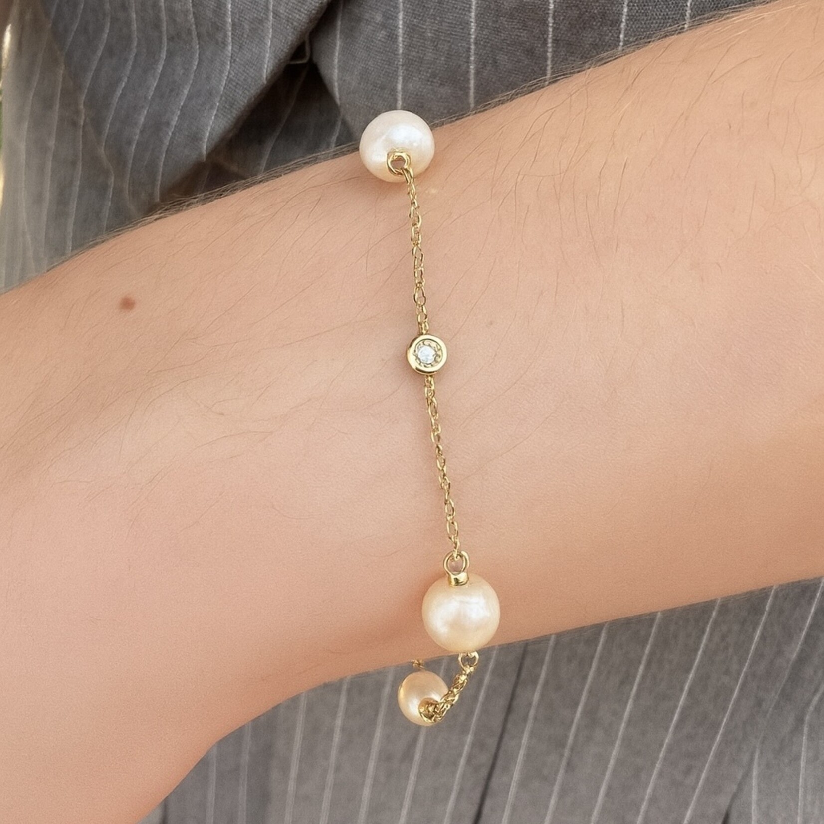 14K Yellow Gold Akoya Pearl & Diamond Bracelet