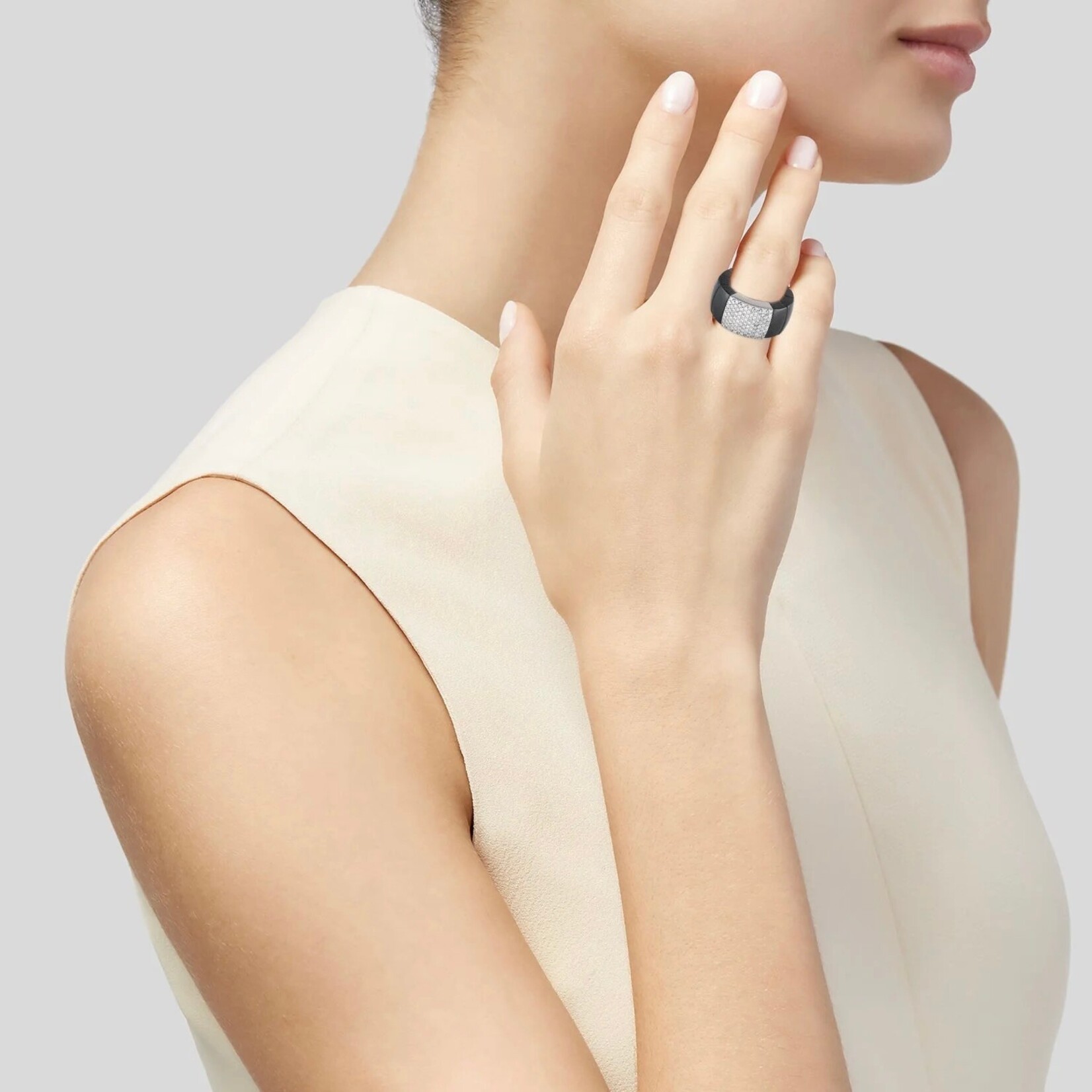 18K White Gold Roberto Demeglio Ceramic and Diamond Ring