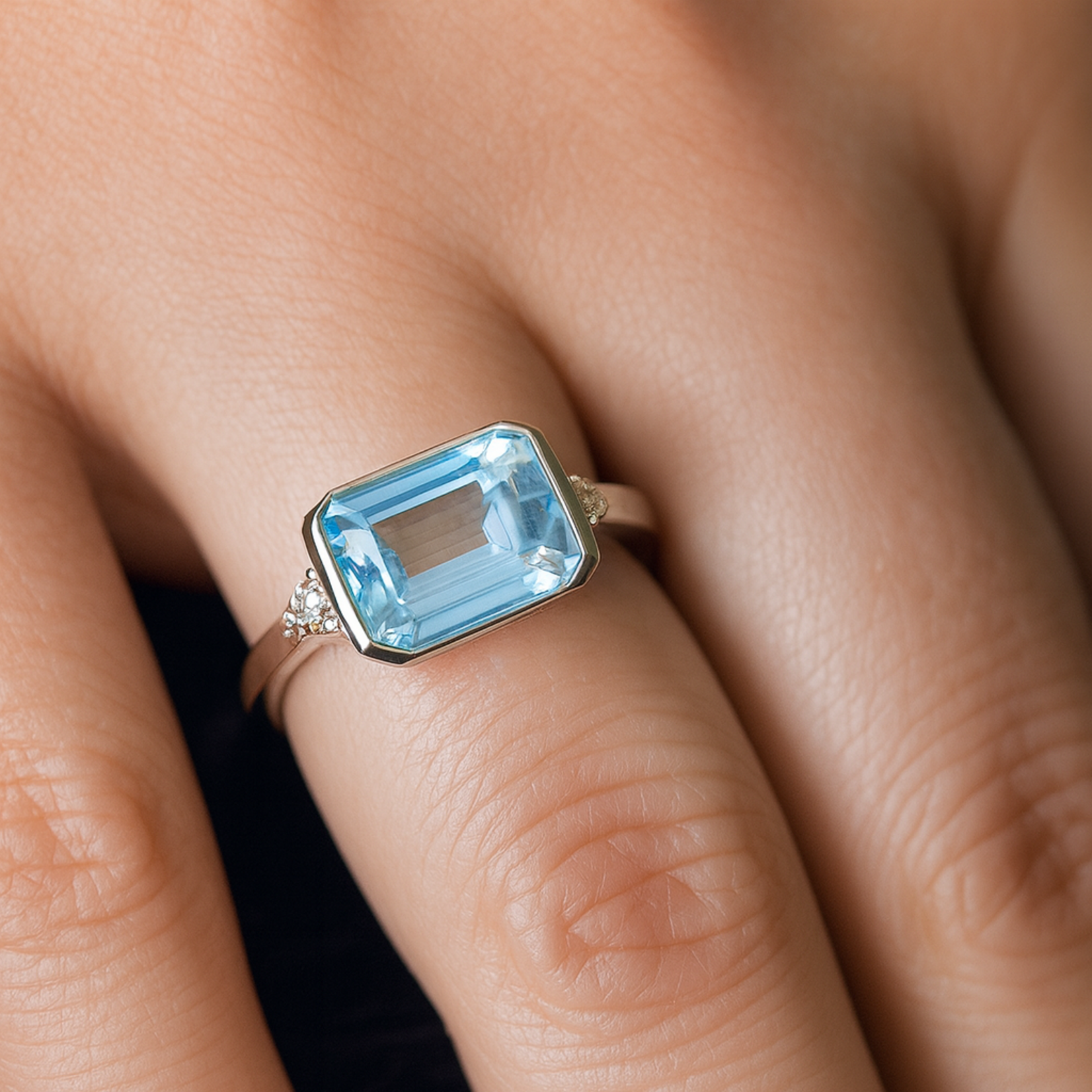 14K Gold Aqua Blue Topaz & Diamond Semi Bezel Ring