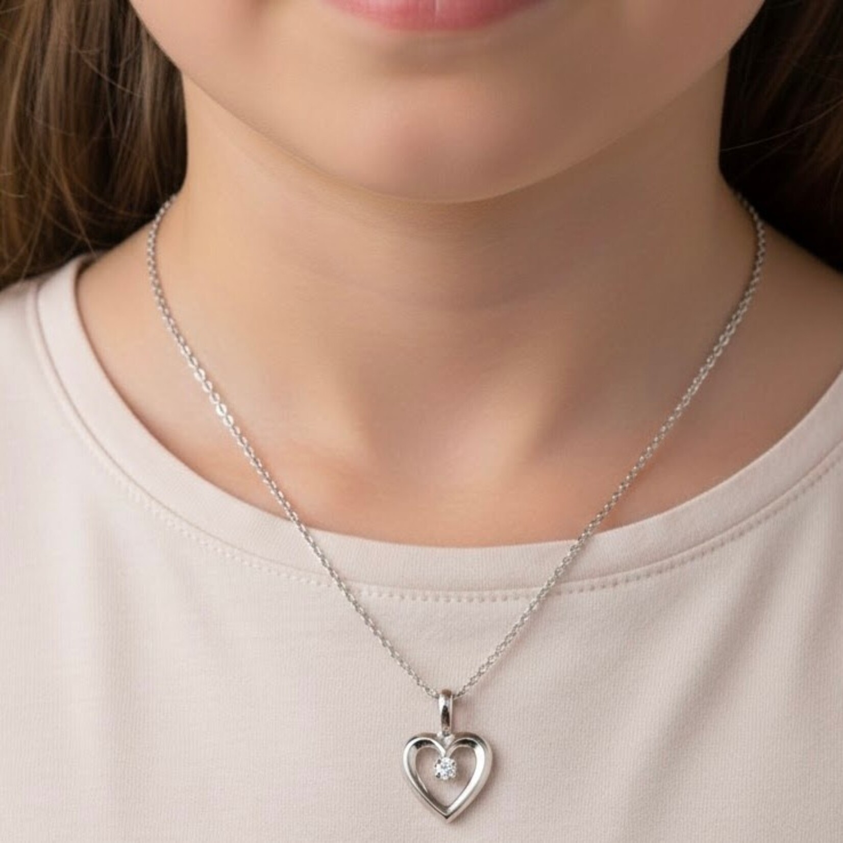 14K White Gold Diamond Open Heart Pendant