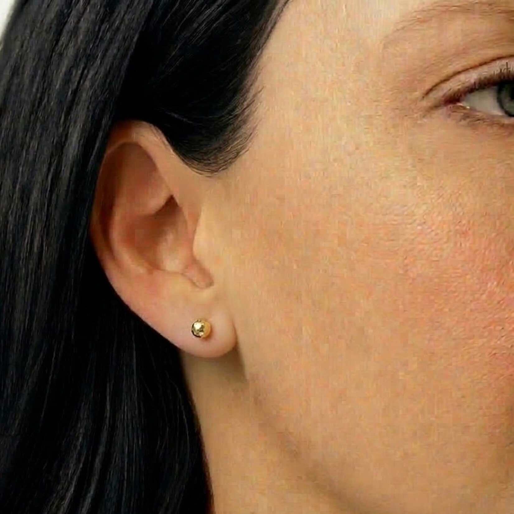 18K Yellow Gold Small Hammered Ball Stud Earrings