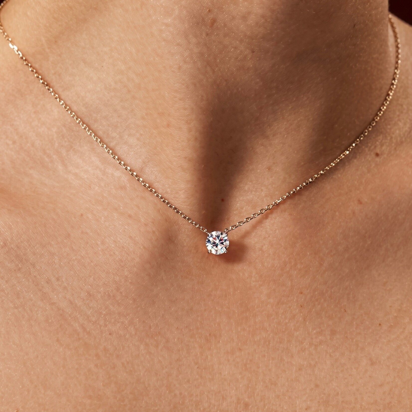 14K White Gold 1 Carat Floating Diamond Solitaire Pendant
