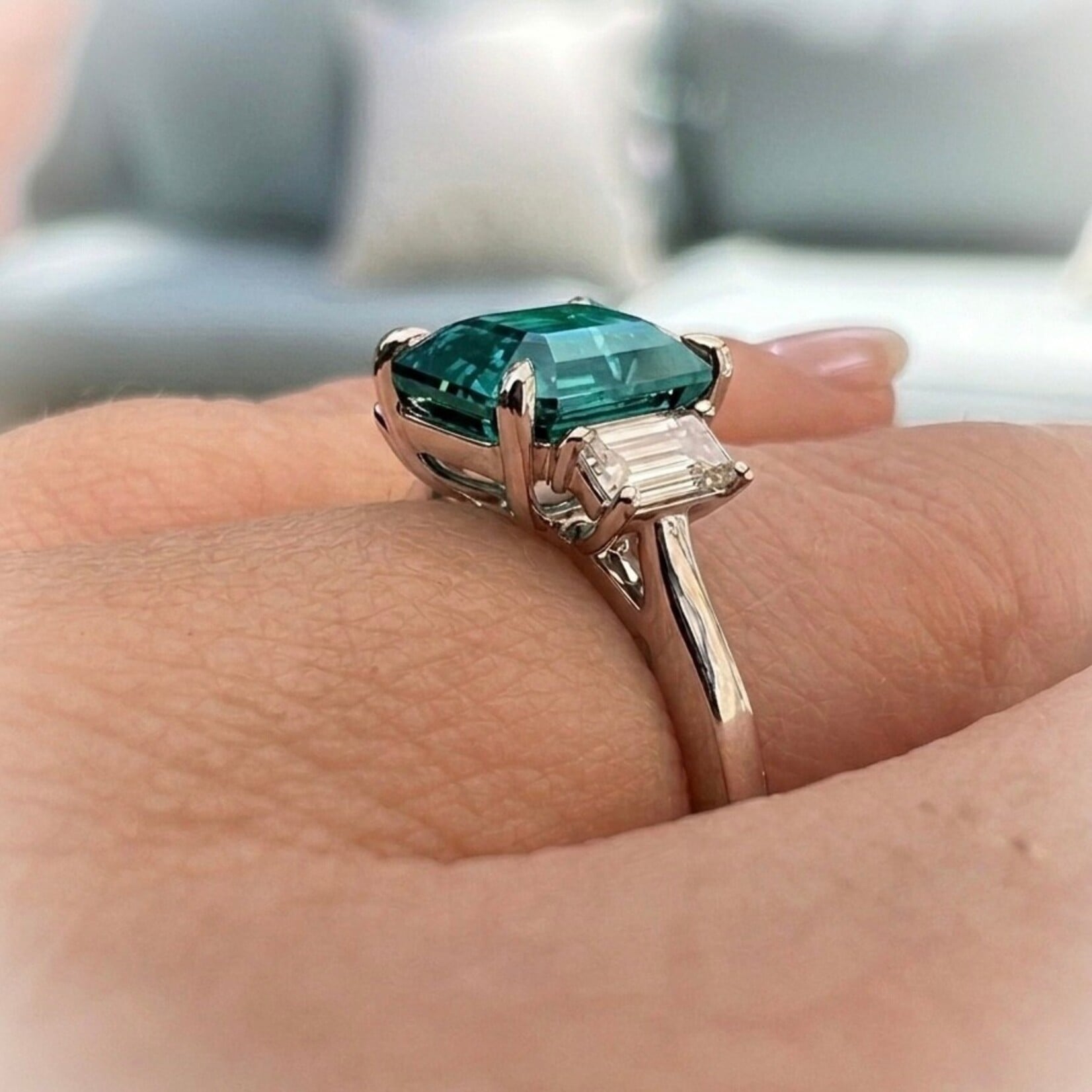 Platinum Teal Sapphire & Diamond Ring