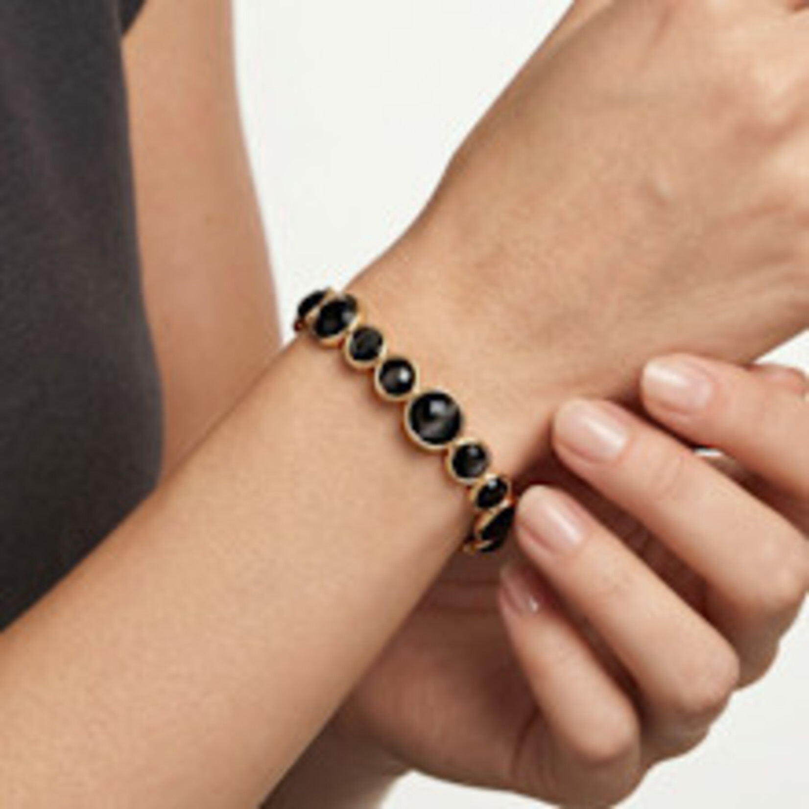 18K Yellow Gold Doublet Hematite  Bangle