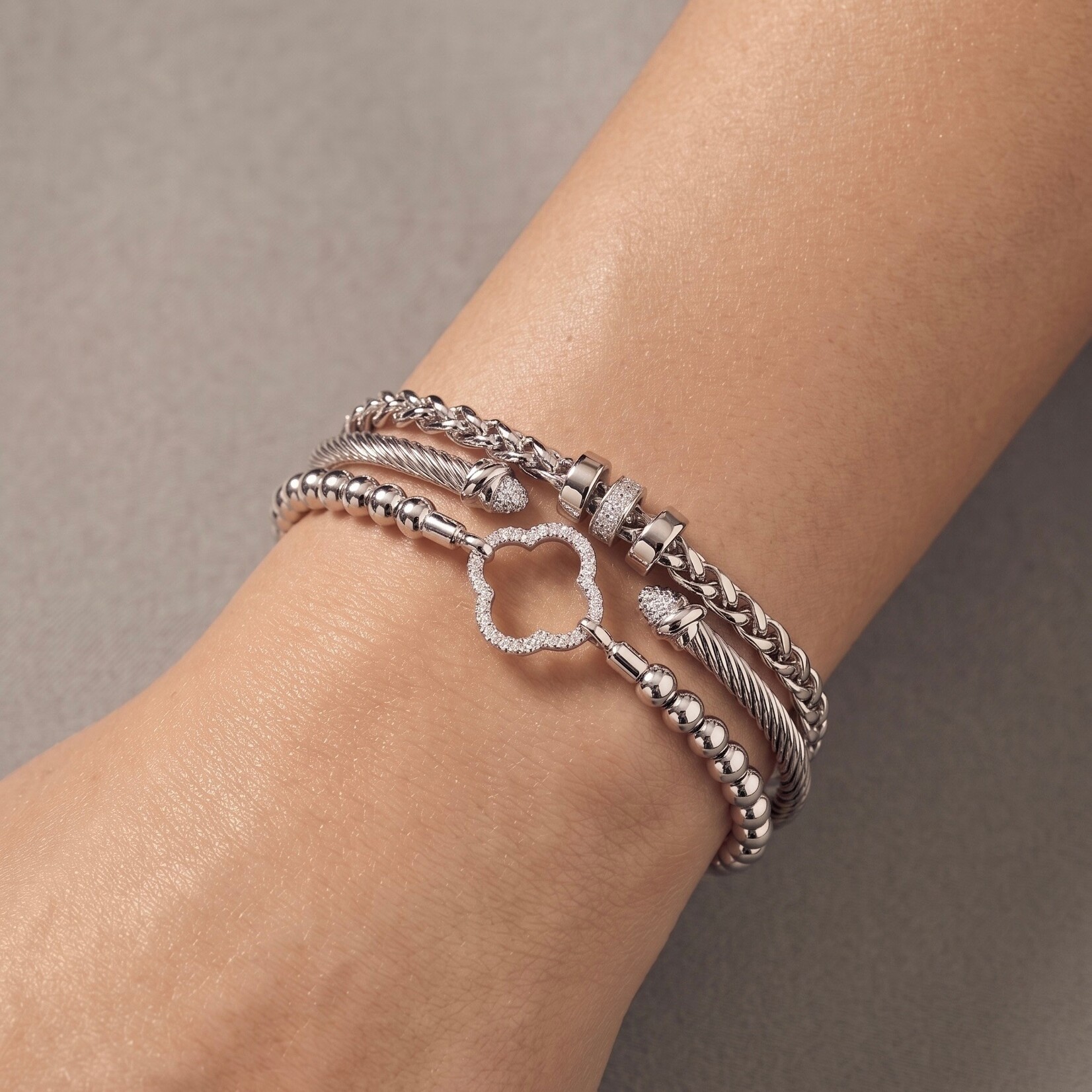 Sterling Silver Diamond Quatrefoil Diamond Bead Bracelet