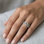 14K White Gold  Vintage Leaf Wide Diamond Band