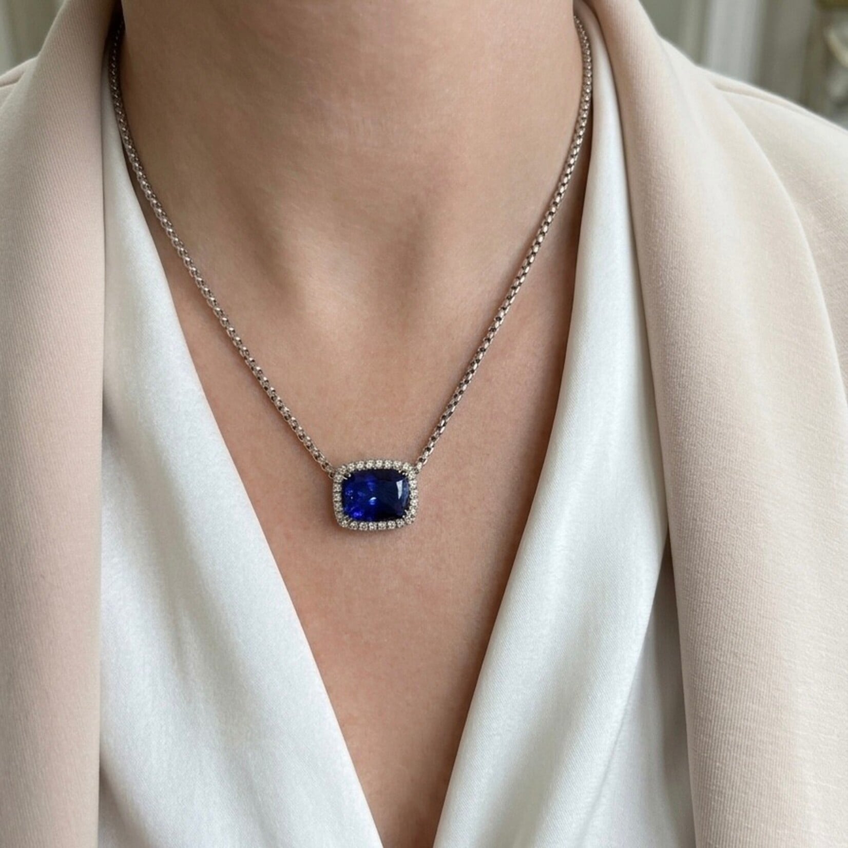 14K White Gold Tanzanite & Diamond Halo Necklace