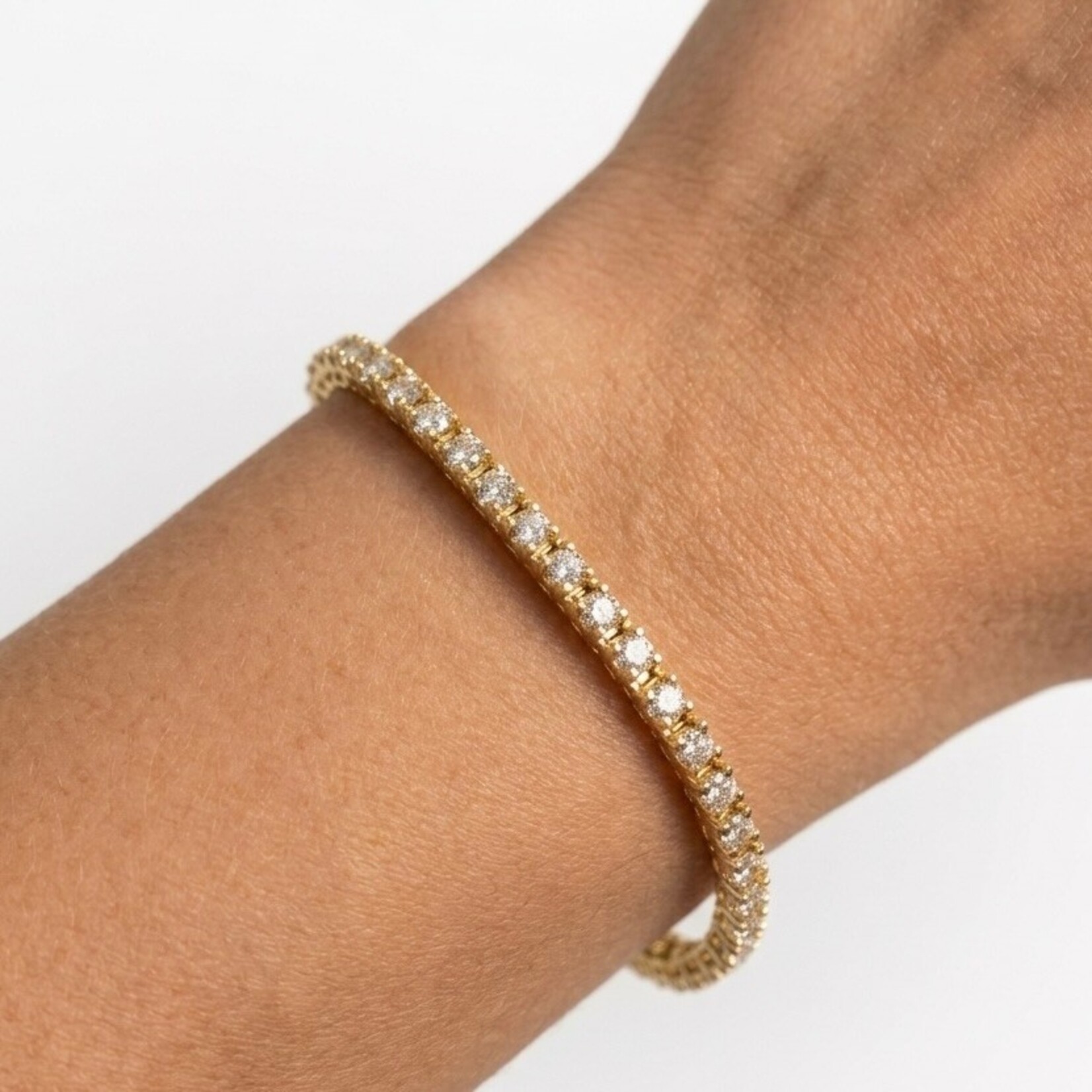 14K Yellow Gold  2 1/4 Carat Diamond Tennis Bracelet