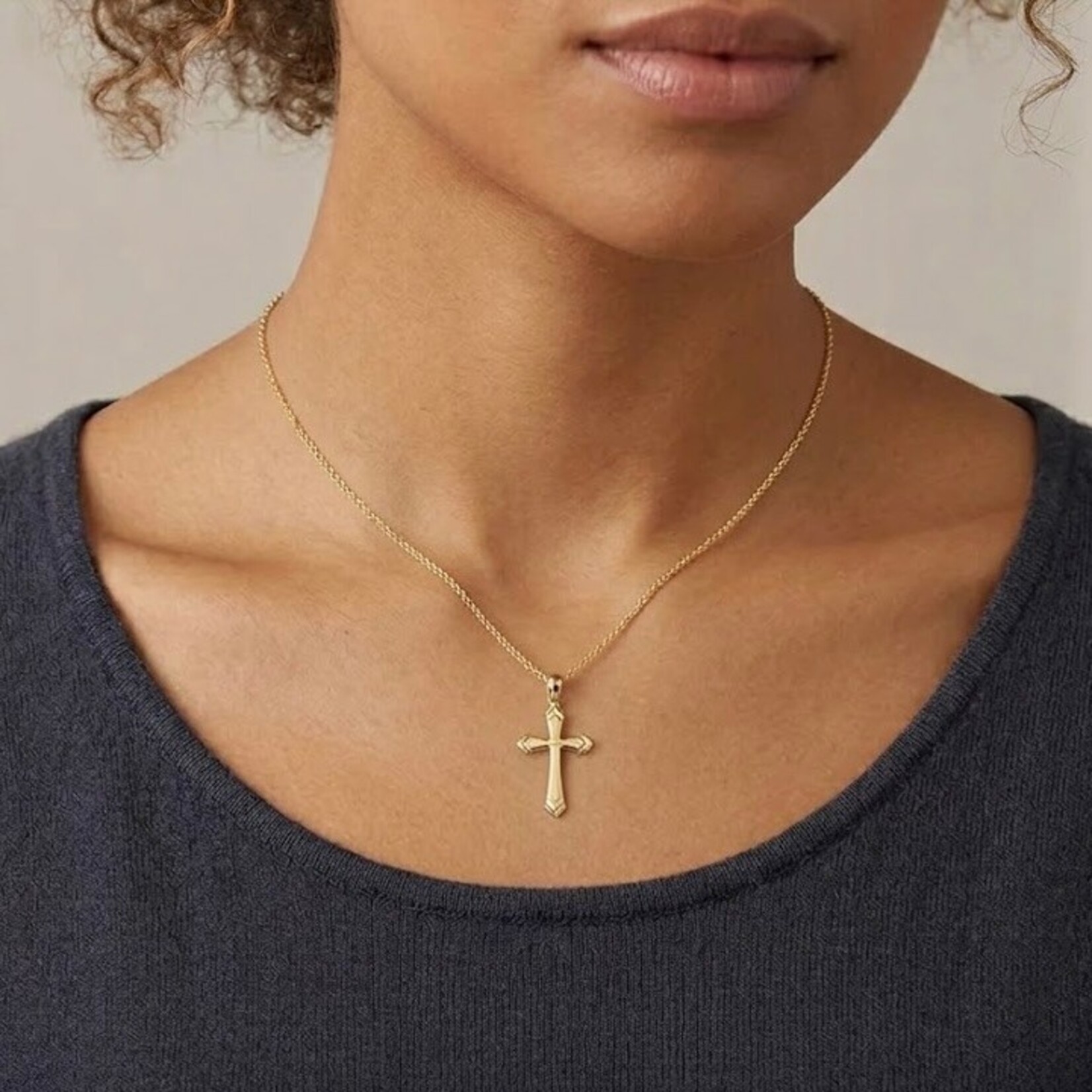 Solid 14K Yellow Gold Arrow Groove Cross