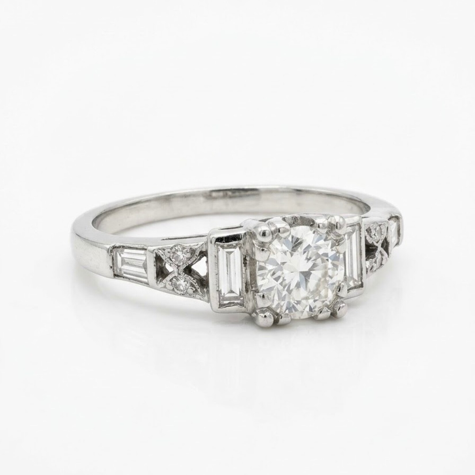 Platinum Art Deco Diamond Ring