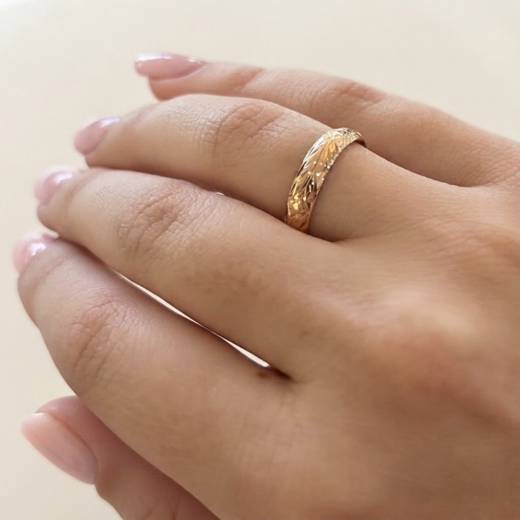 14K Rose Floral Hand Engraved Band