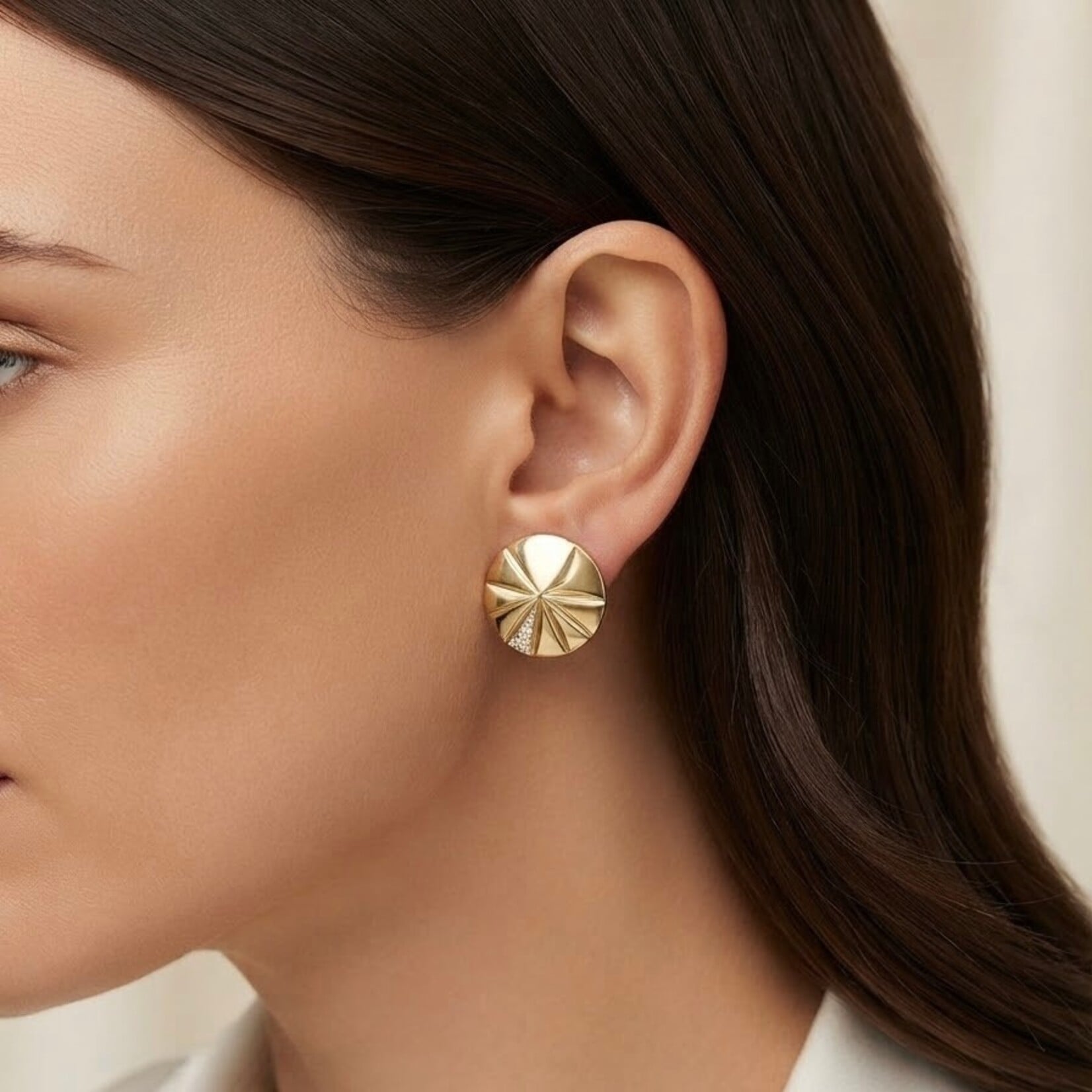 14K Yellow Gold Diamond Deco Pointed Disc Stud Earrings
