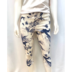 Isca Floral capri, comes in three styles