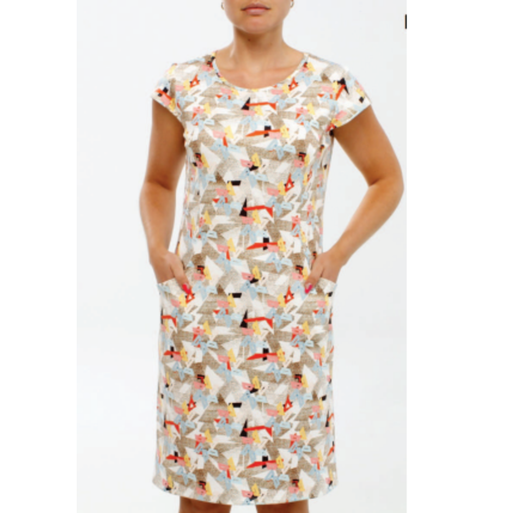 Devia Short sleeve print dress with front pockets