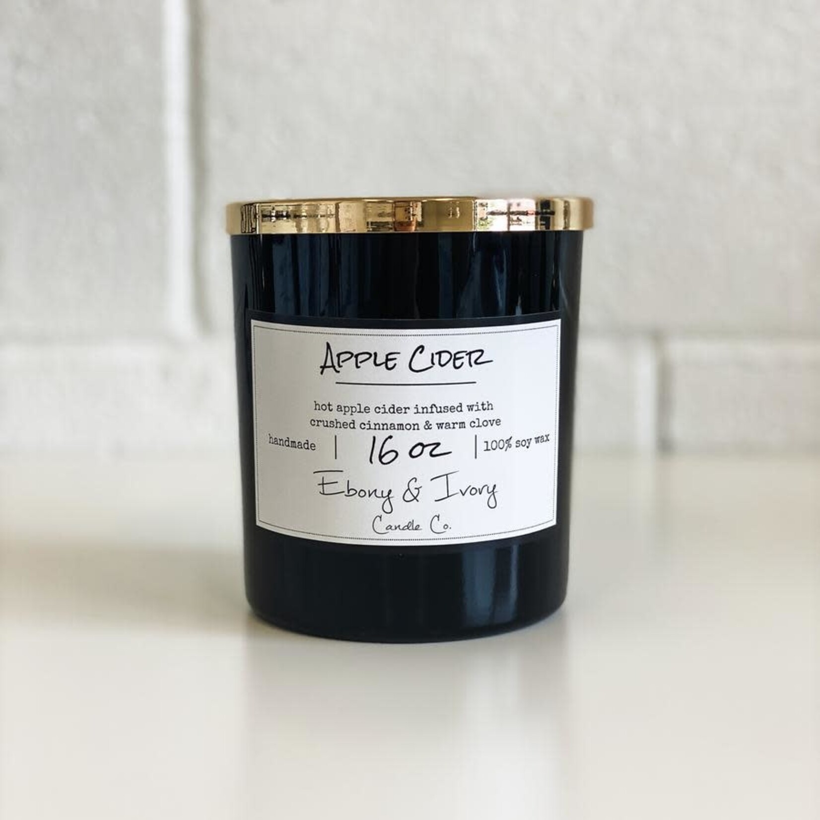 Ebony & Ivory Candle Co. - Apple Cider