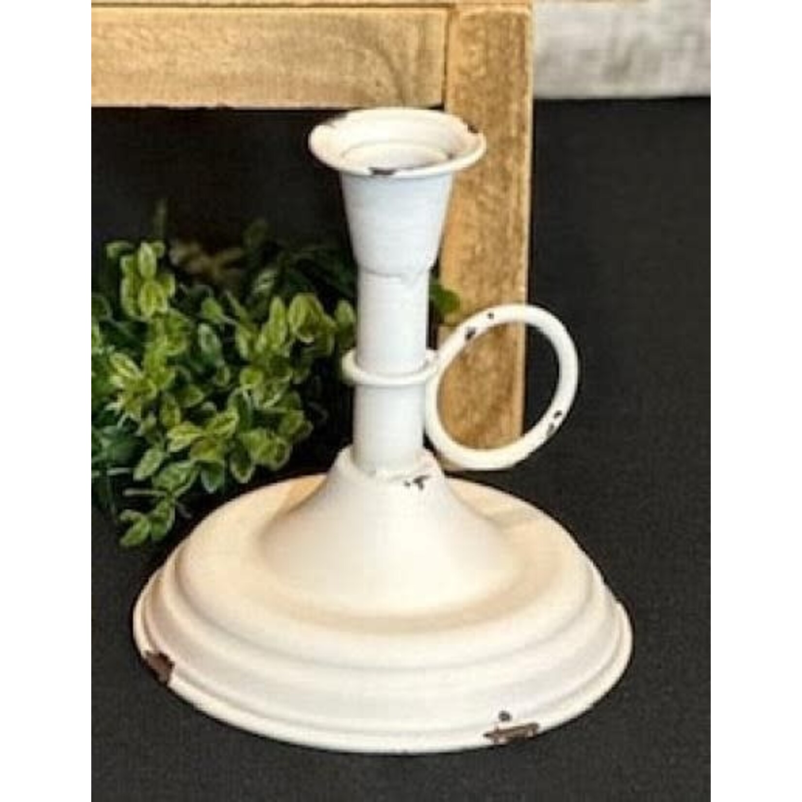 Distressed Ring Handle Taper Candle Holder - White