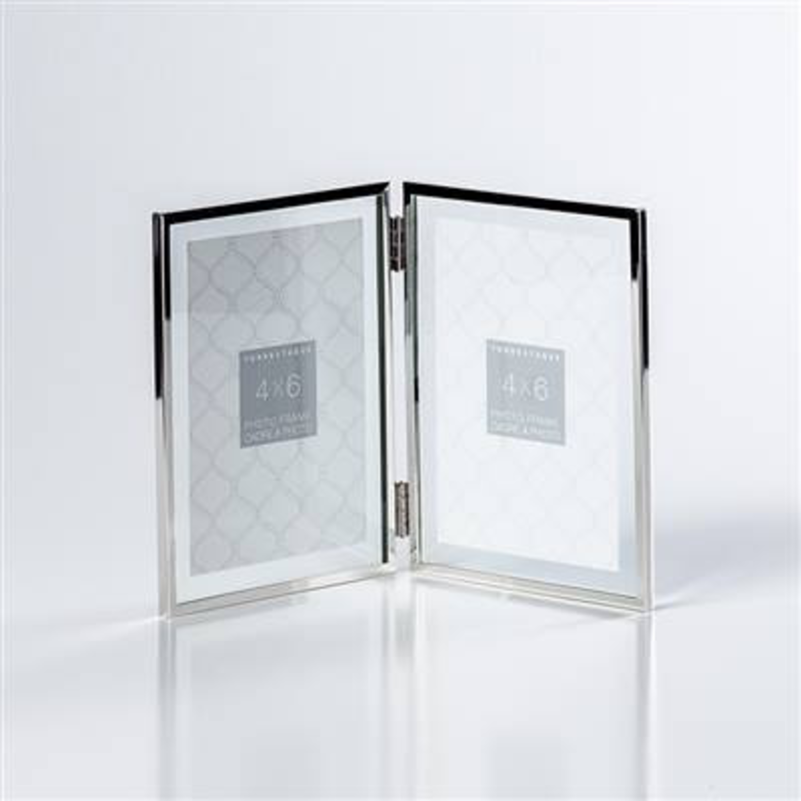 Hinged Double 4x6 Glass Frame
