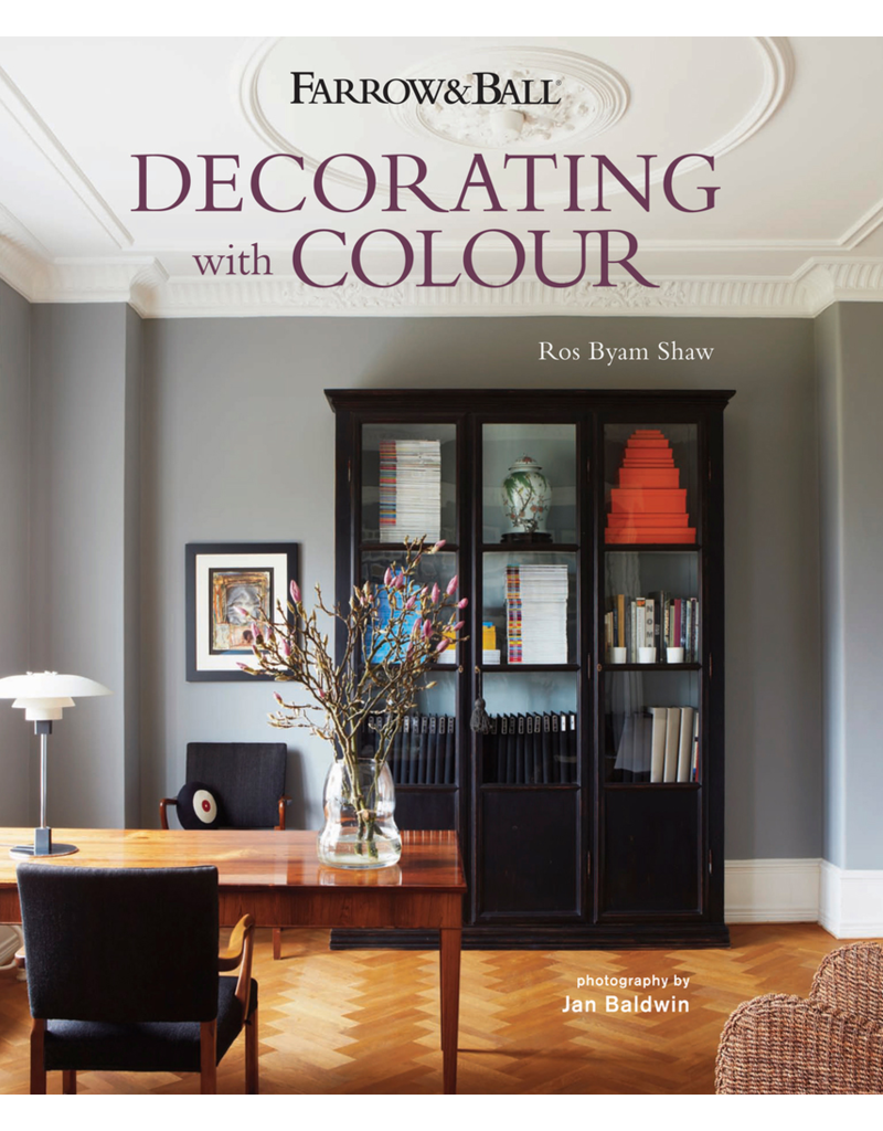 Farrow and Ball Decorating With Colour - English Version