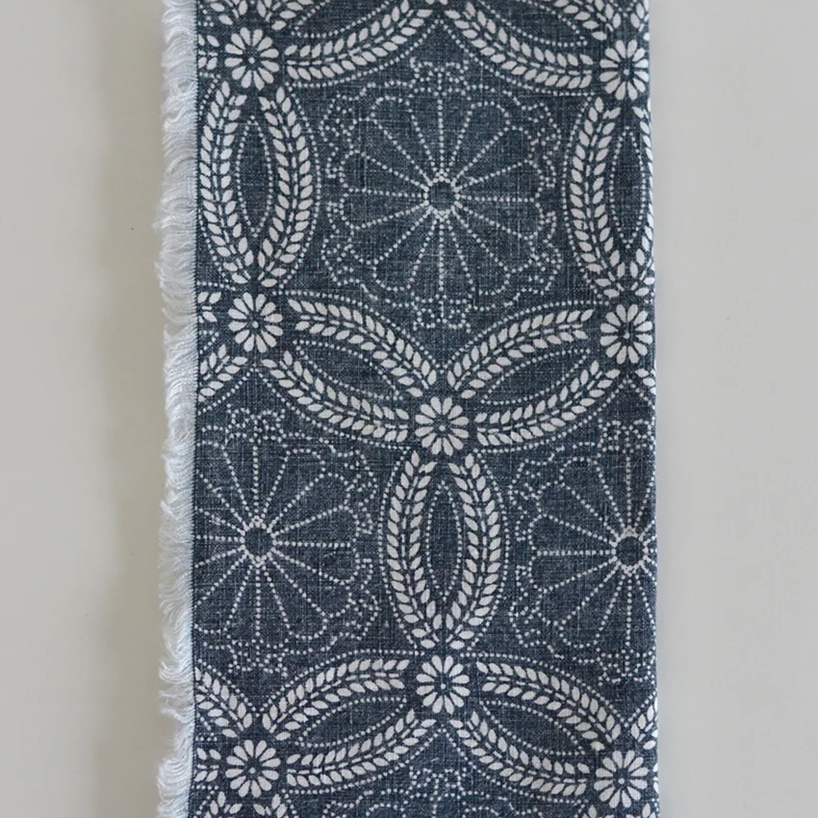 Linen Way Pippa Blue with White Patterned Napkins Set of 4