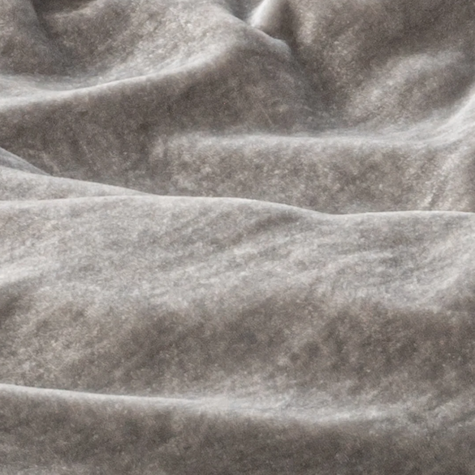 St. Geneve Divina Mist Throw