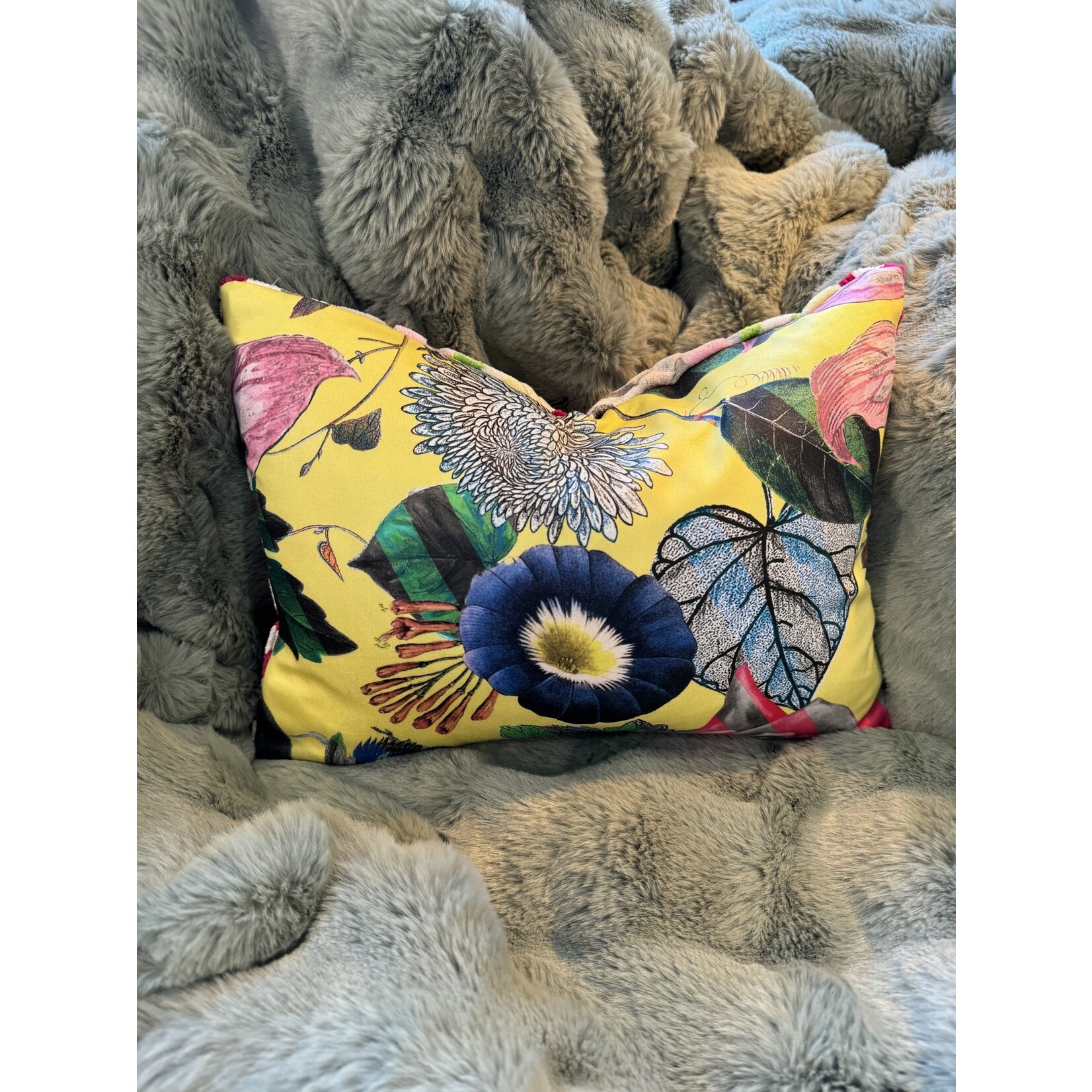 CL Saffron "Botanique" Bespoke Lumbar 12"x16" & Feather Filler