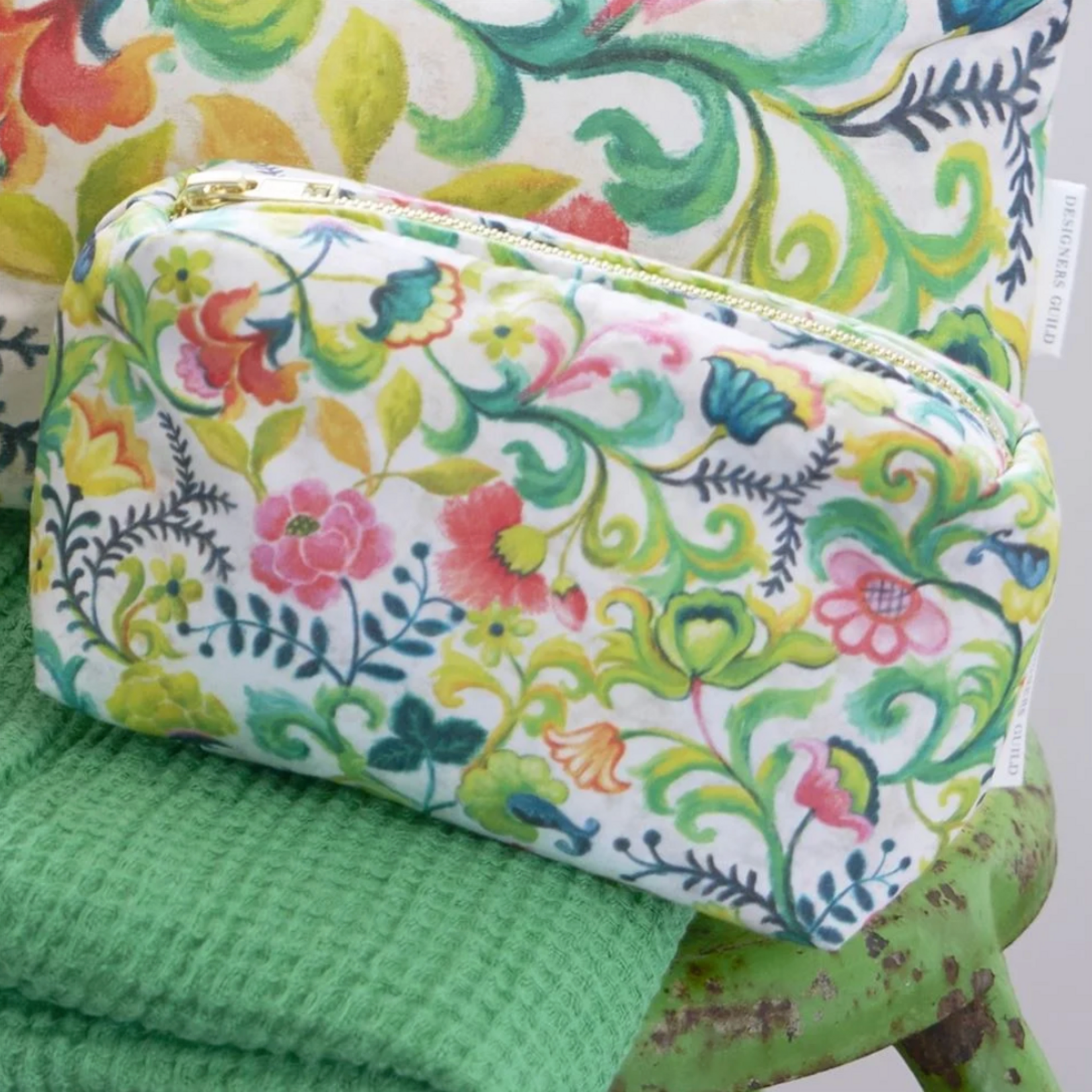 Designer's Guild DG Osier Damassé Fuchsia Small Washbag