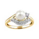 Canadian Diamond Ring with Cultured Pearl