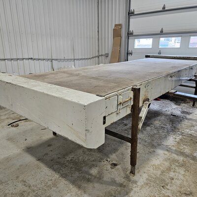 Convoyeur à courroie motorisé