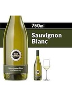 KIM CRAWFORD KIM CRAWFORD	SAUVIGNON BLANC	.750L