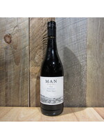MAN WINES MAN WINES	PINOTAGE	.750L