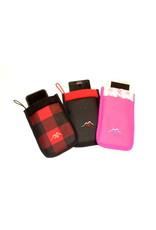 Cellphone pouch isolated CeUnik winter checkered