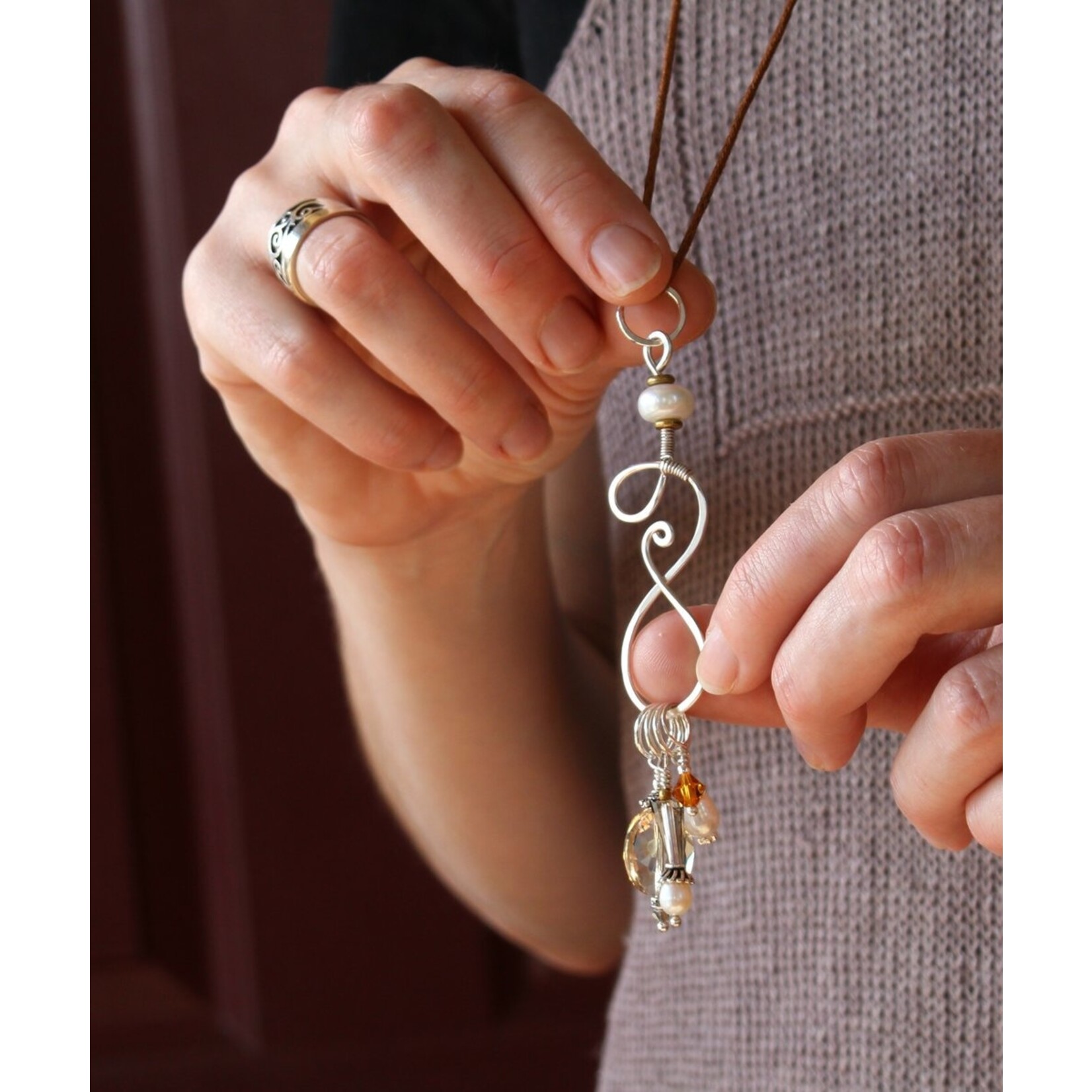 Wool & Wire Stitch Marker Necklace (Linen) by Wool & Wire