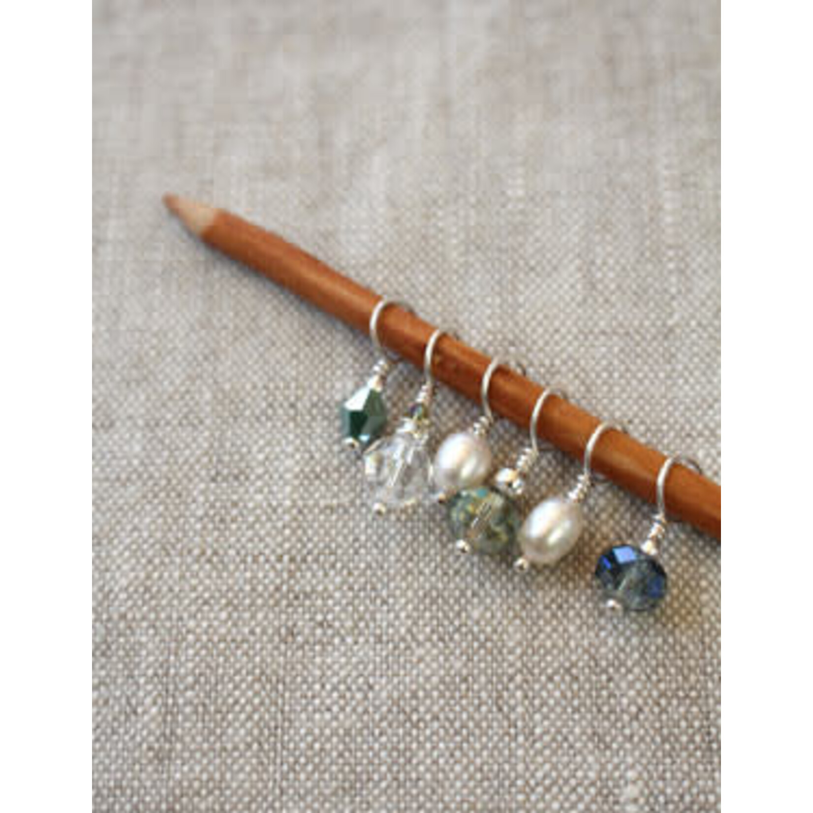 Wool & Wire Stitch Marker Necklace (Linen) by Wool & Wire