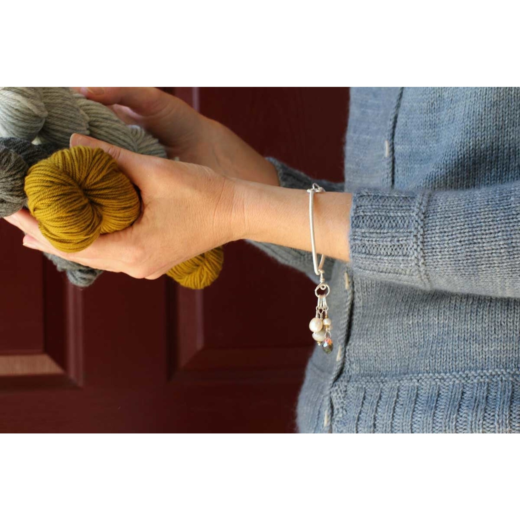 Wool & Wire Stitch Marker Necklace (Linen) by Wool & Wire