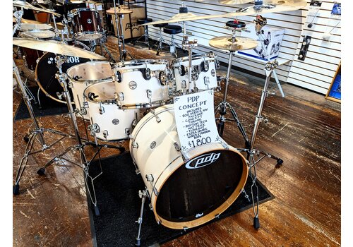 CONSIGN PDP Concept Maple 6 pc. Drum Kit with Hardware, Throne, and Accessories 
