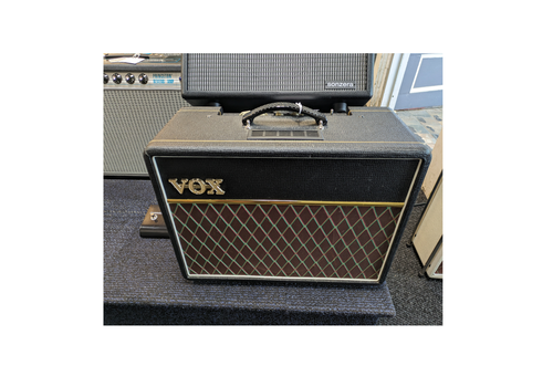 Consign Vox AC10 10w Guitar Amplifier 
