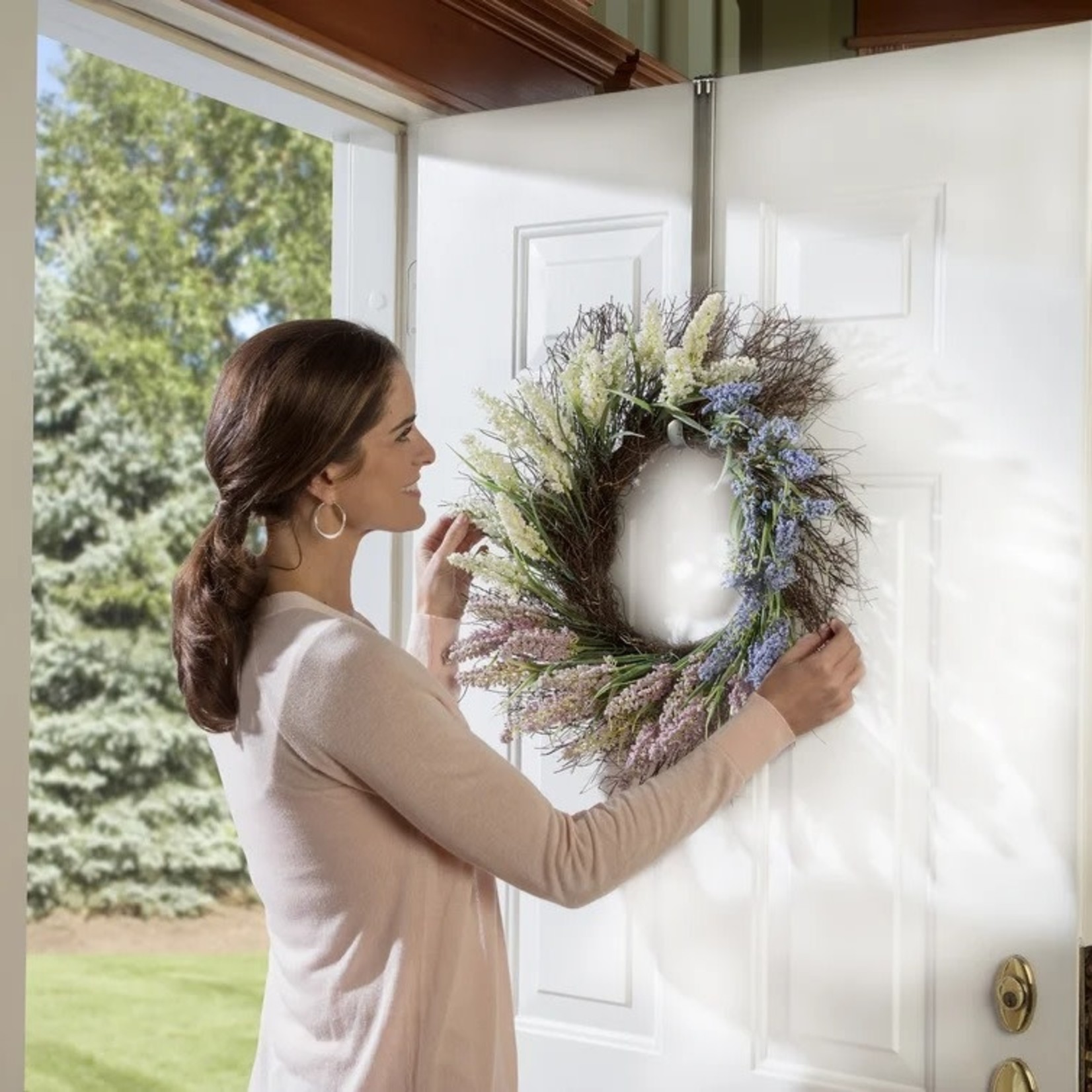 *Adapt Adjustable Length Wreath Hanger