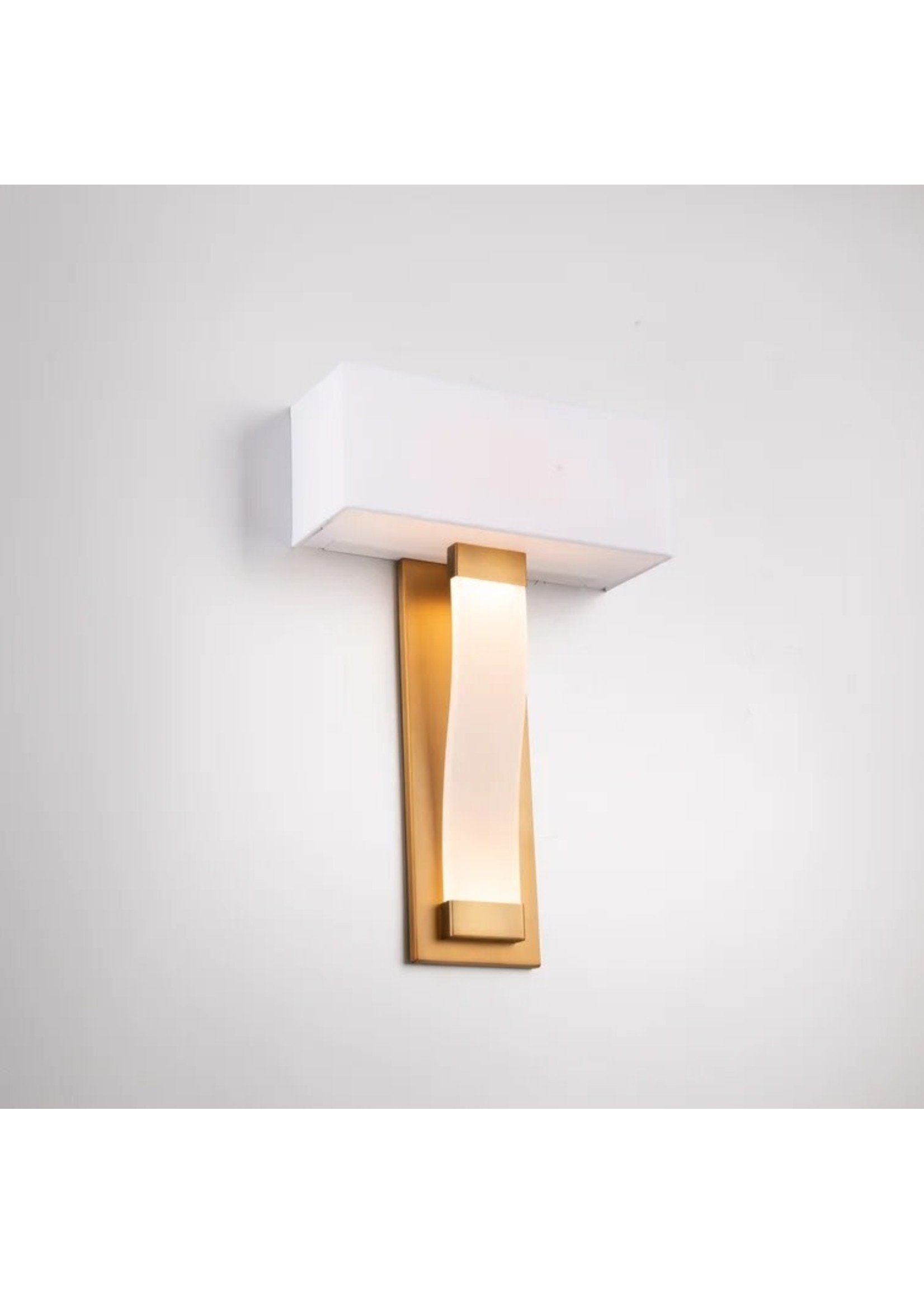 *Diplomat 2 - Light LED Dimmable Gold Flush Mount