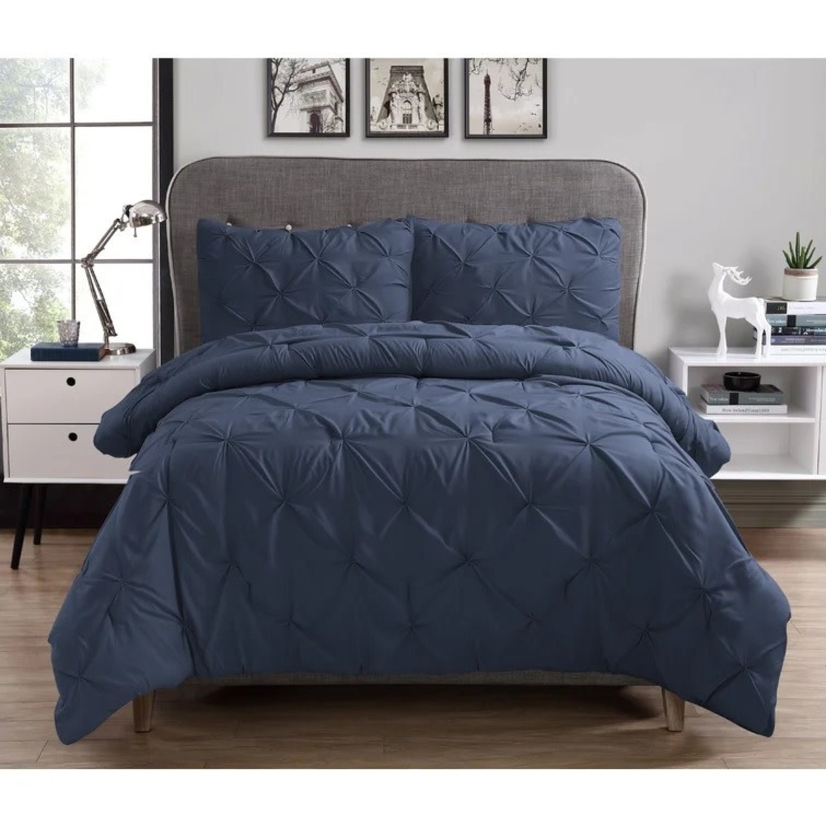 *Full/Queen - Dasean Microfiber Traditional Comforter Set - Final Sale