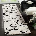 *2'3 x 8' Tess Floral Area Rug in Ivory/Black