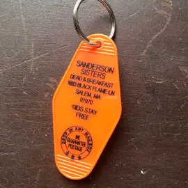 The 3 Sisters Design Co. MOTEL KEY FOB - SANDERSON SISTERS DEAD & BREAKFAST