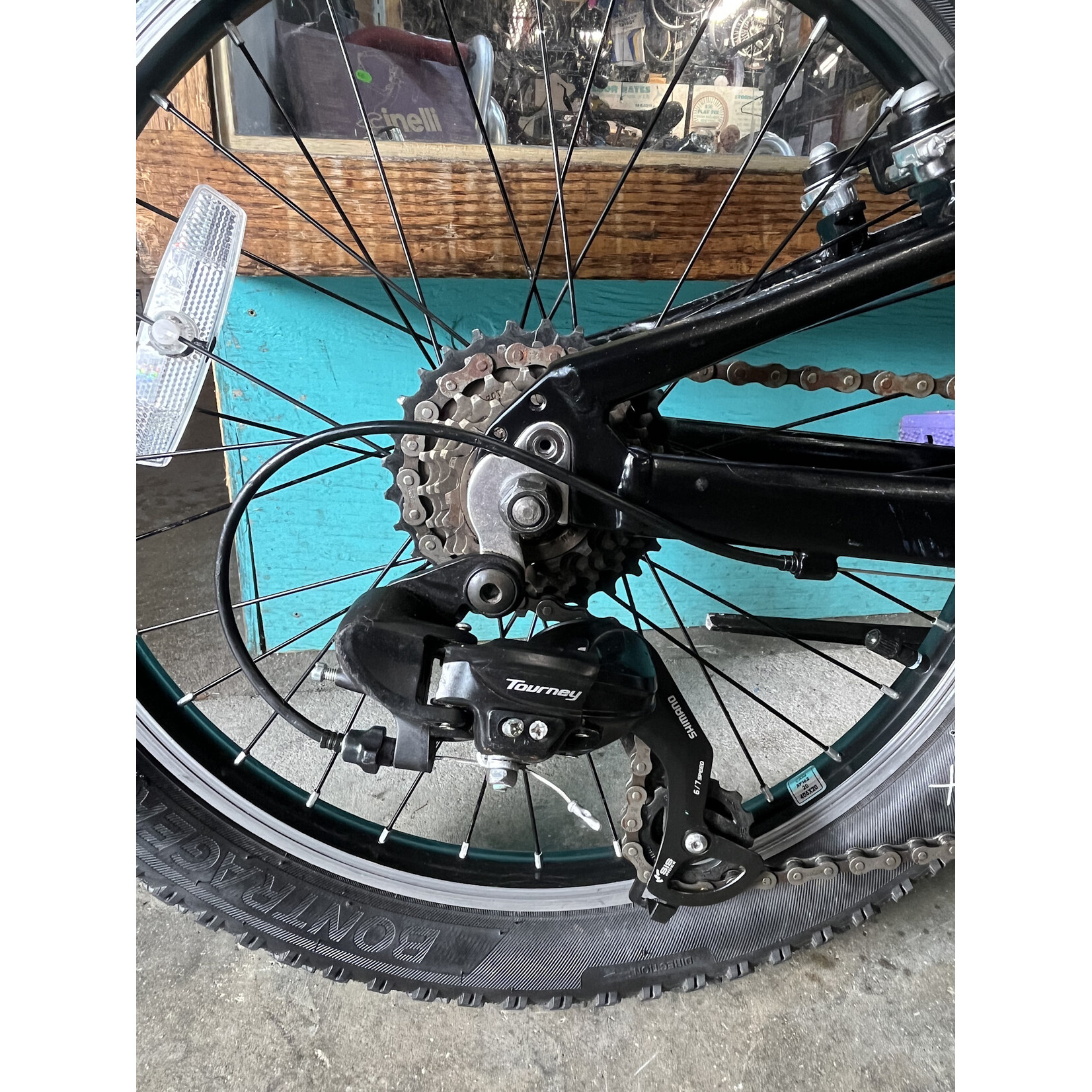 Portland Gear Hub Trek Precaliber 20inch wheels - Black